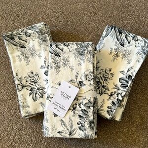 WILLIAMS SONOMA Botanical Toile 12 dinner napkins